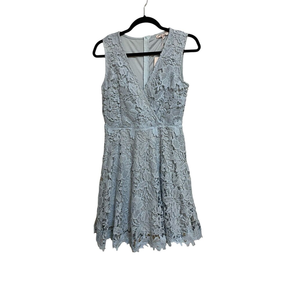 Amy Lynn Lace Overlay Dress Size M Light Blue New